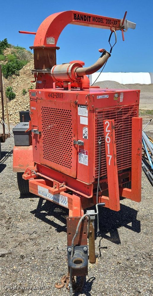 image for item EO0898 1997 Brush Bandit 200 XP wood chipper