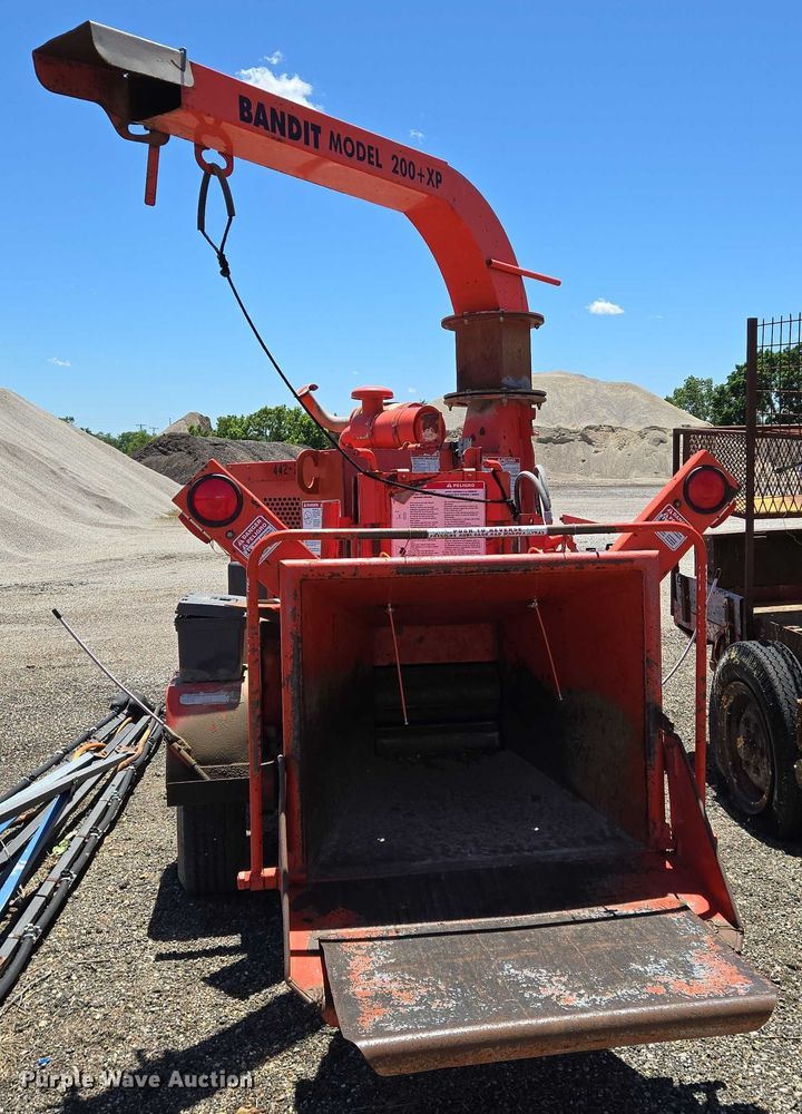 image for item EO0898 1997 Brush Bandit 200 XP wood chipper