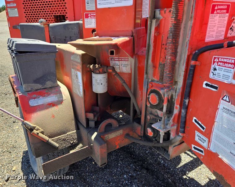 image for item EO0898 1997 Brush Bandit 200 XP wood chipper