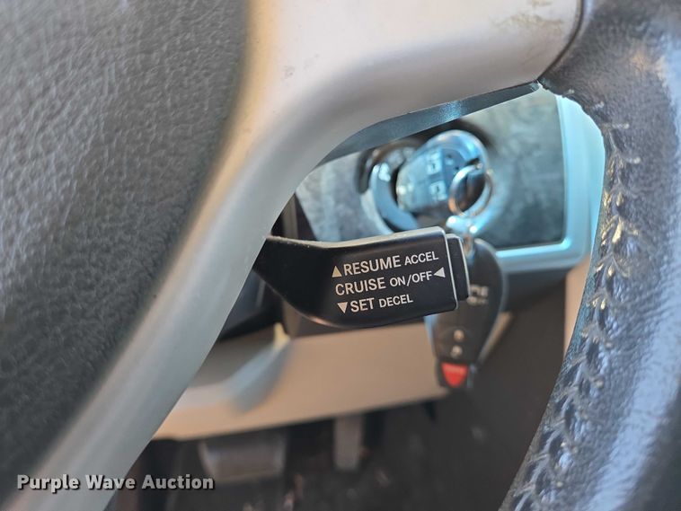 image for item EO0902 2010 Dodge Grand Caravan SXT van