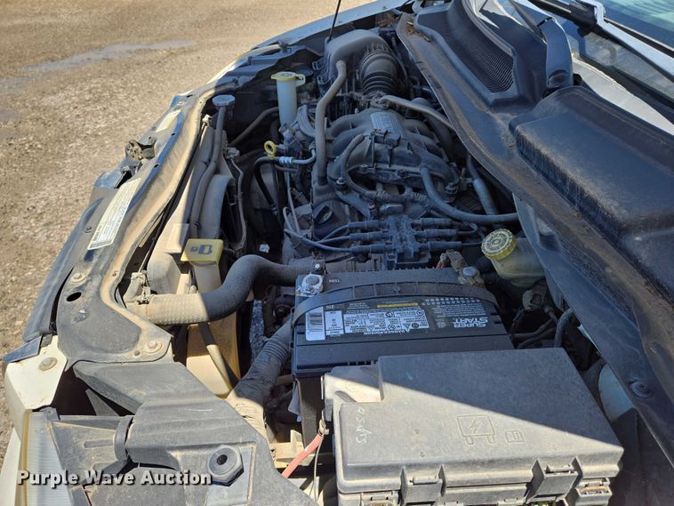 image for item EO0902 2010 Dodge Grand Caravan SXT van