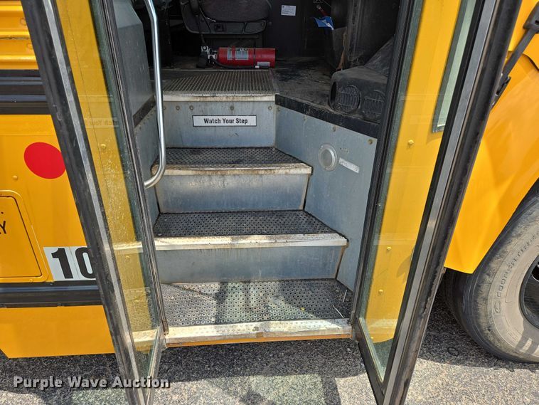 image for item EO0930 2013 Bluebird Vision school bus