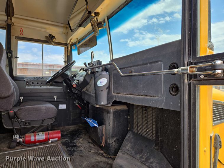 image for item EO0930 2013 Bluebird Vision school bus