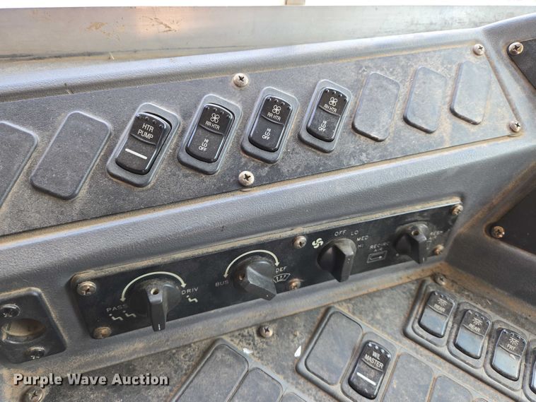 image for item EO0930 2013 Bluebird Vision school bus