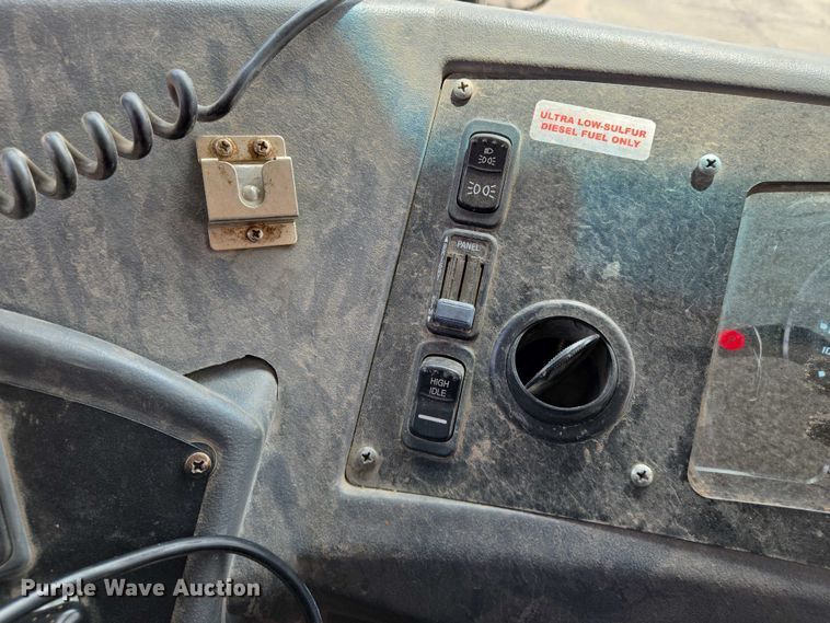 image for item EO0930 2013 Bluebird Vision school bus