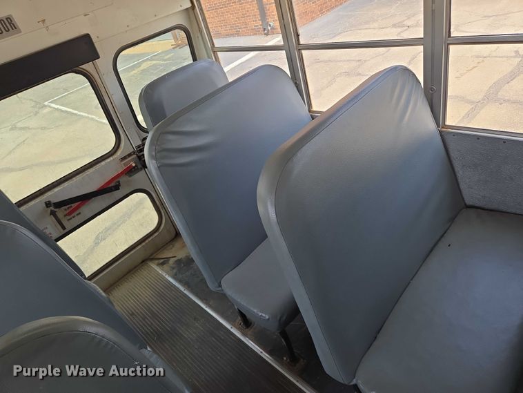 image for item EO0930 2013 Bluebird Vision school bus