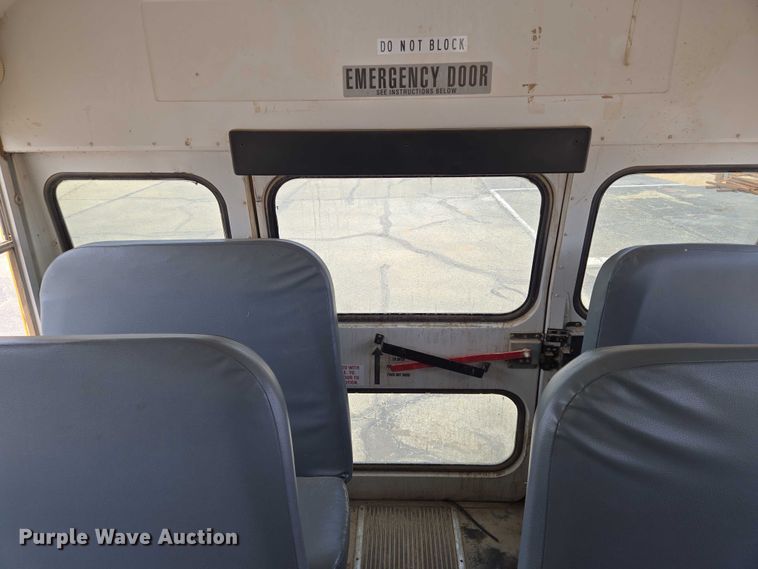 image for item EO0930 2013 Bluebird Vision school bus