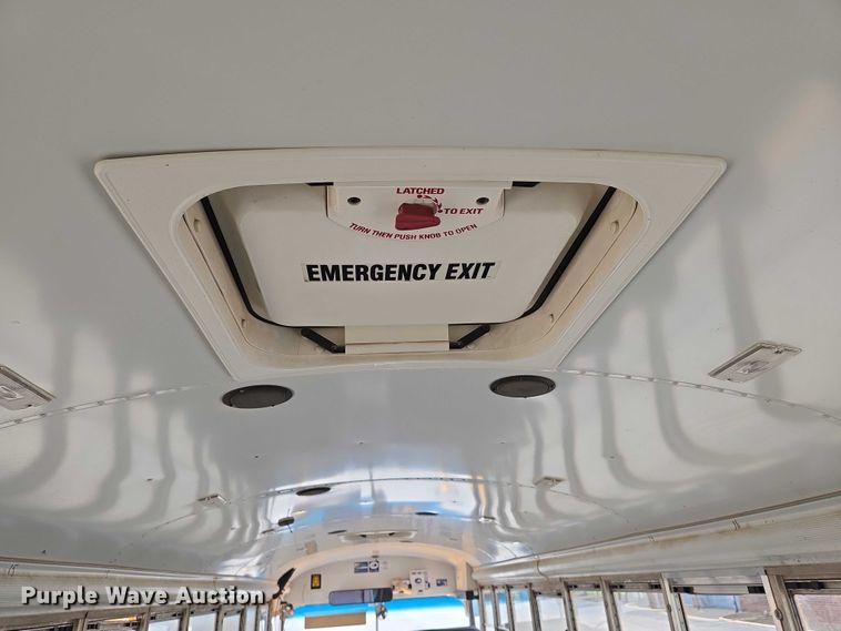 image for item EO0930 2013 Bluebird Vision school bus