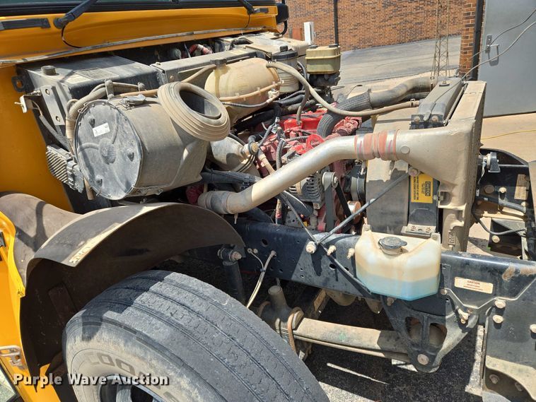 image for item EO0930 2013 Bluebird Vision school bus