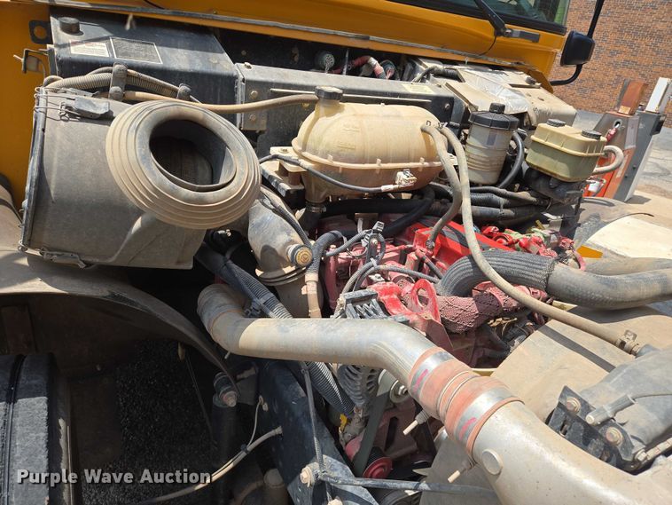 image for item EO0930 2013 Bluebird Vision school bus