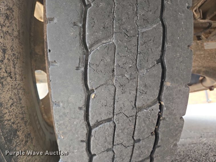 image for item EO0930 2013 Bluebird Vision school bus