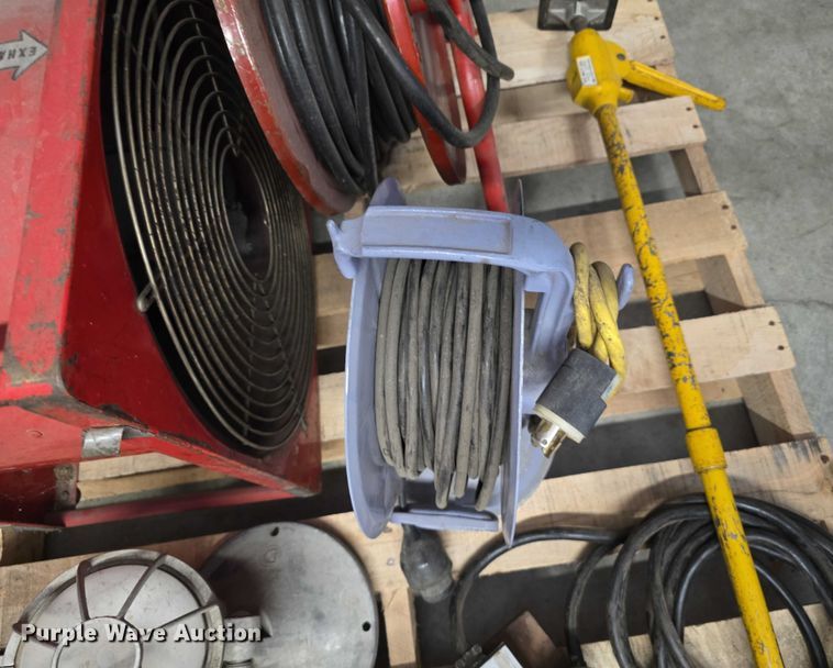 image for item EO1010 Tools