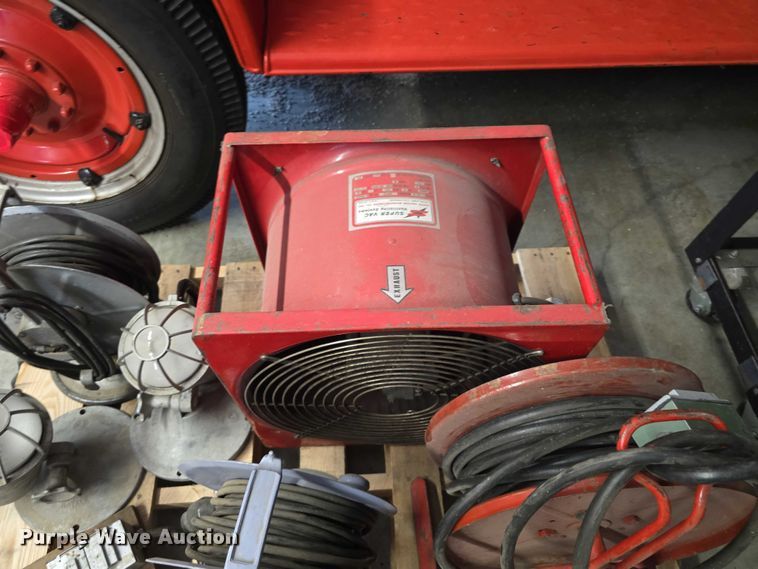 image for item EO1010 Tools