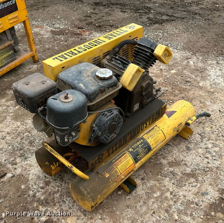 image for item EQ4819 Titan Industrial equipment