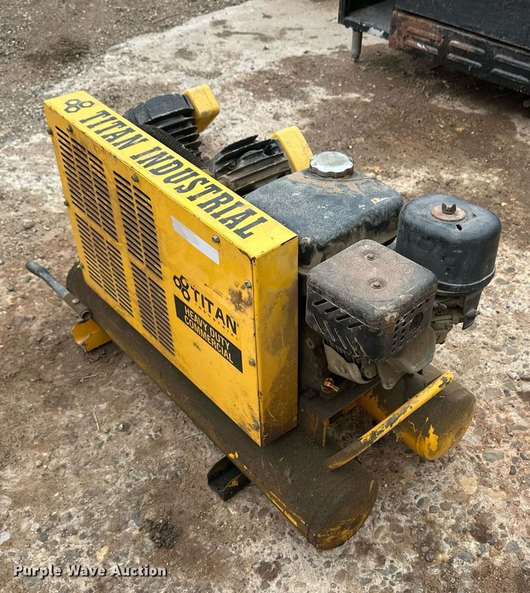 image for item EQ4819 Titan Industrial equipment