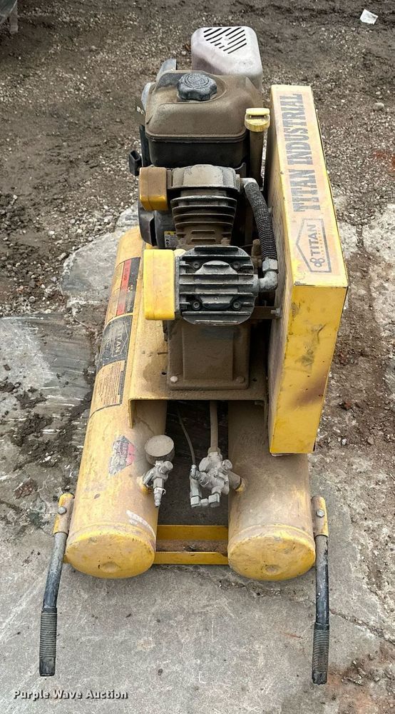 image for item EQ4819 Titan Industrial equipment