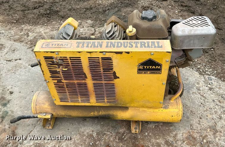 image for item EQ4819 Titan Industrial equipment