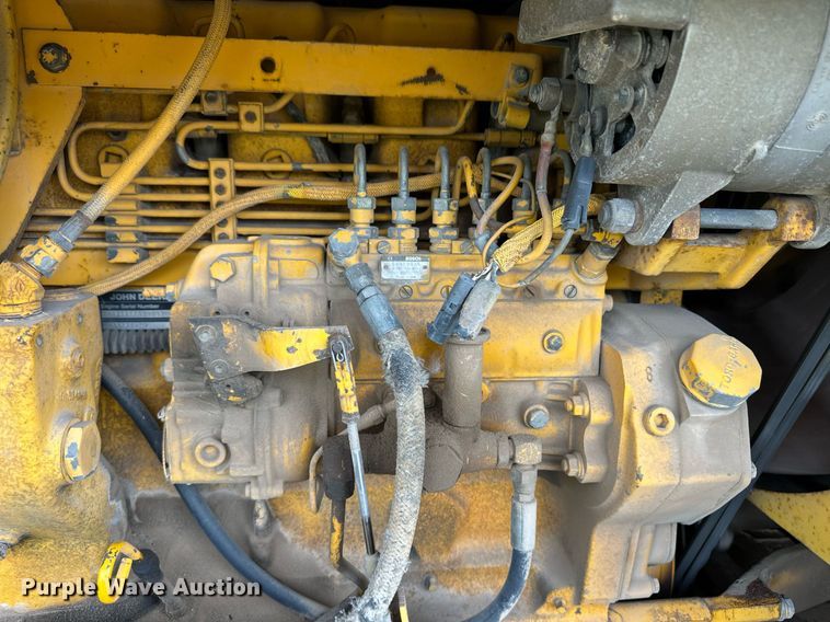 image for item EQ4828 1987 John Deere 770B motor grader