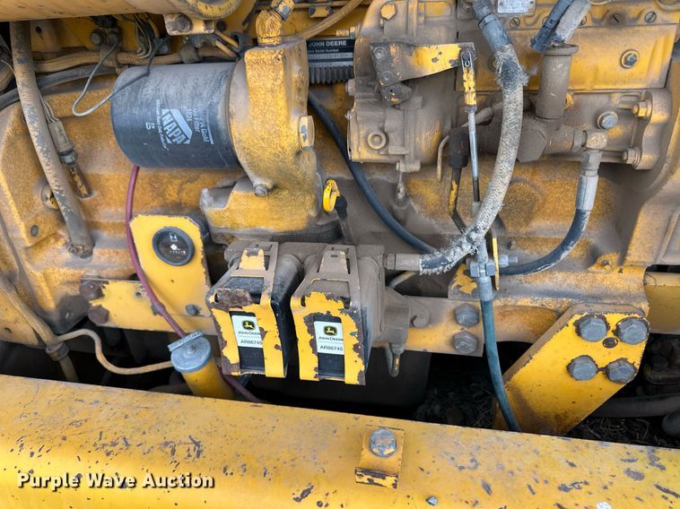 image for item EQ4828 1987 John Deere 770B motor grader