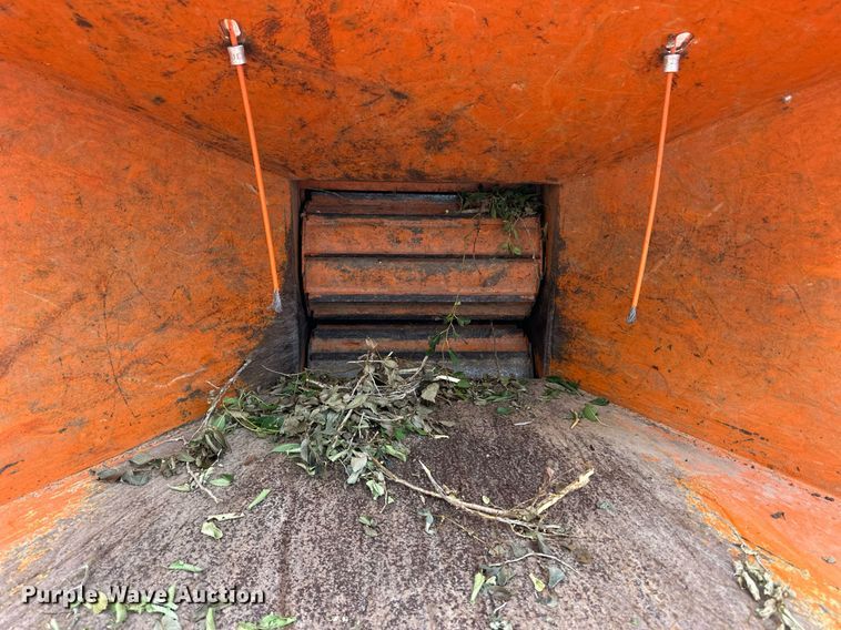 image for item EQ4830 Bandit 250 wood chipper