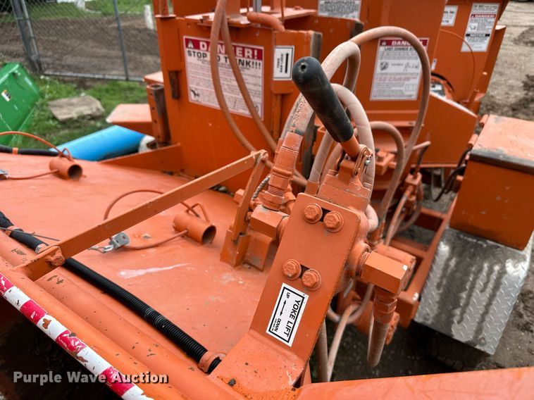 image for item EQ4830 Bandit 250 wood chipper