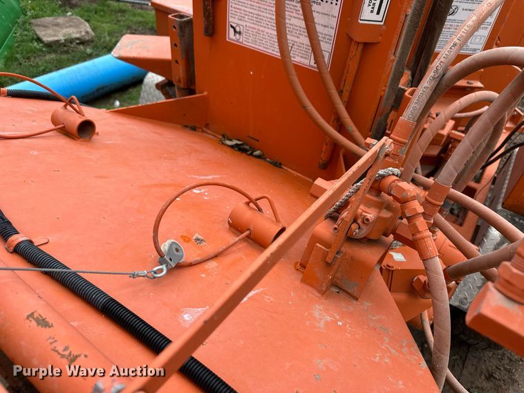 image for item EQ4830 Bandit 250 wood chipper