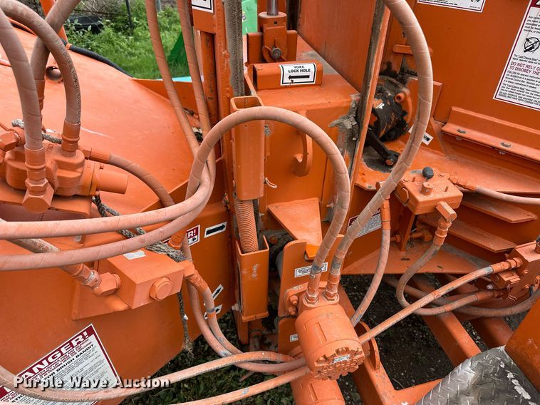 image for item EQ4830 Bandit 250 wood chipper