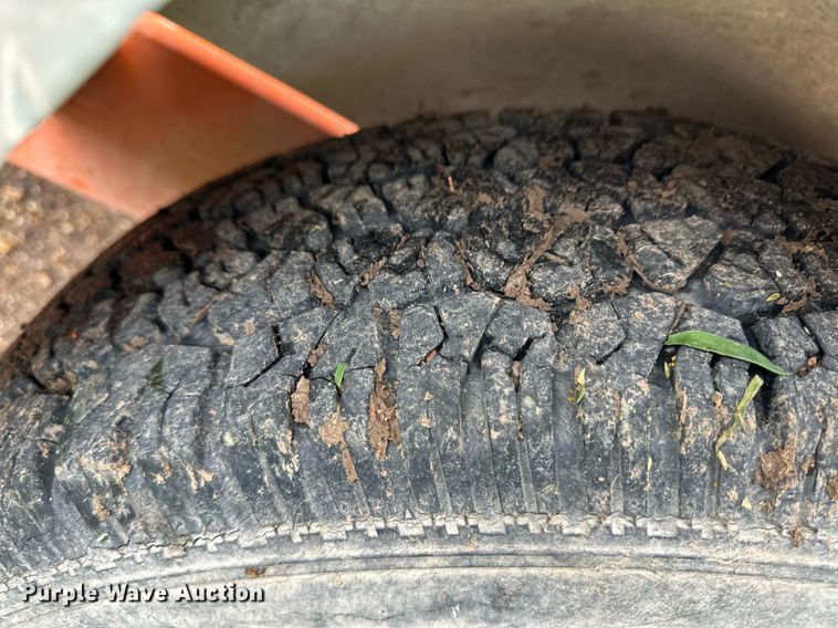 image for item EQ4830 Bandit 250 wood chipper