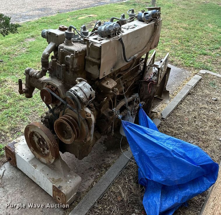 image for item EQ4831 1998 Cummins G855  Irrigation pump engine