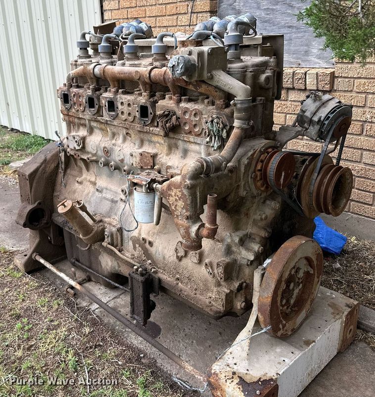 image for item EQ4831 1998 Cummins G855  Irrigation pump engine