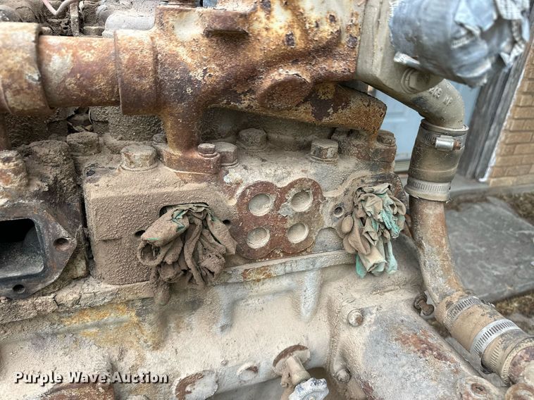 image for item EQ4831 1998 Cummins G855  Irrigation pump engine