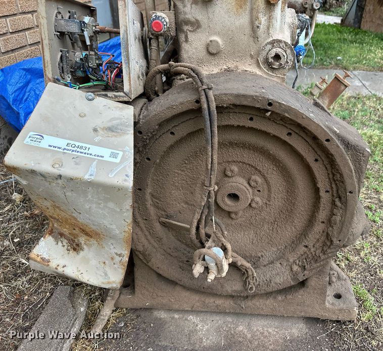 image for item EQ4831 1998 Cummins G855  Irrigation pump engine