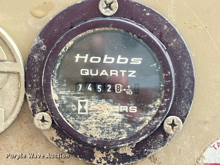 image for item EQ4831 1998 Cummins G855  Irrigation pump engine