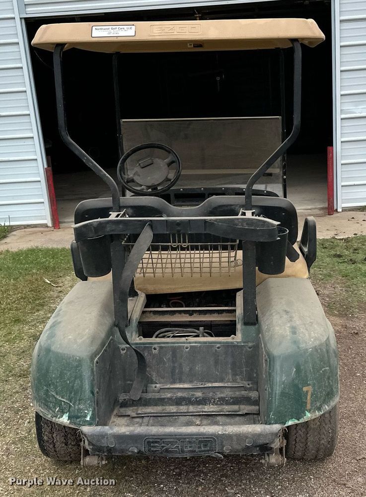 image for item EQ4837 EZ-Go golf cart