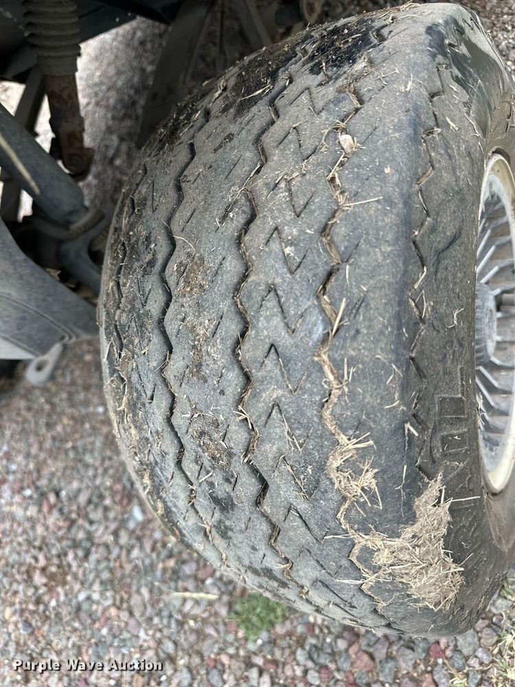 image for item EQ4837 EZ-Go golf cart