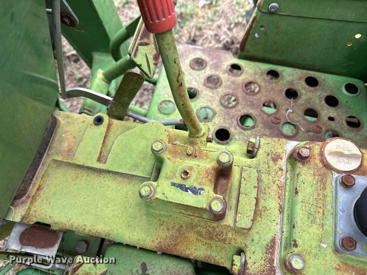 image for item EQ4841 John Deere 950 MFWD tractor