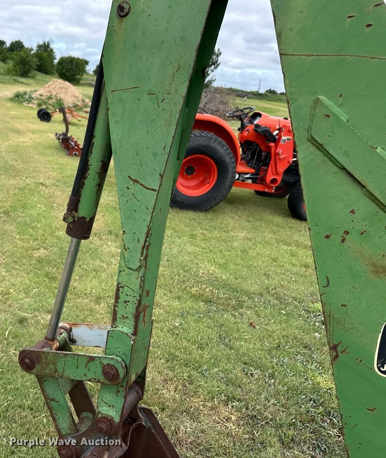 image for item EQ4841 John Deere 950 MFWD tractor