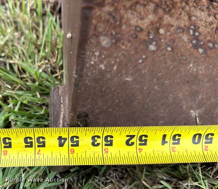 image for item EQ4841 John Deere 950 MFWD tractor