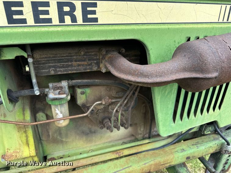 image for item EQ4842 1980 John Deere 950 tractor