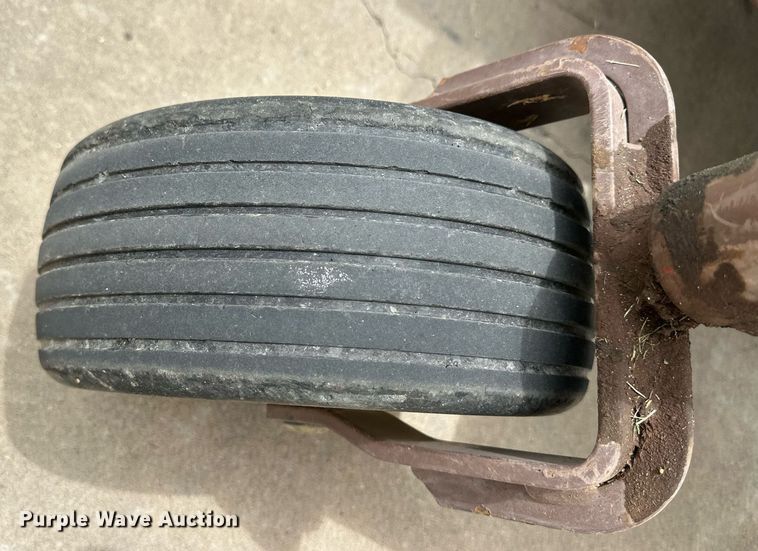 image for item EQ4849 Grasshopper 723K ZTR lawn mower