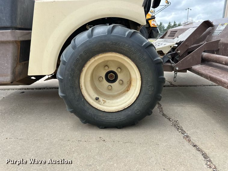 image for item EQ4850 Grasshopper 727K ZTR lawn mower