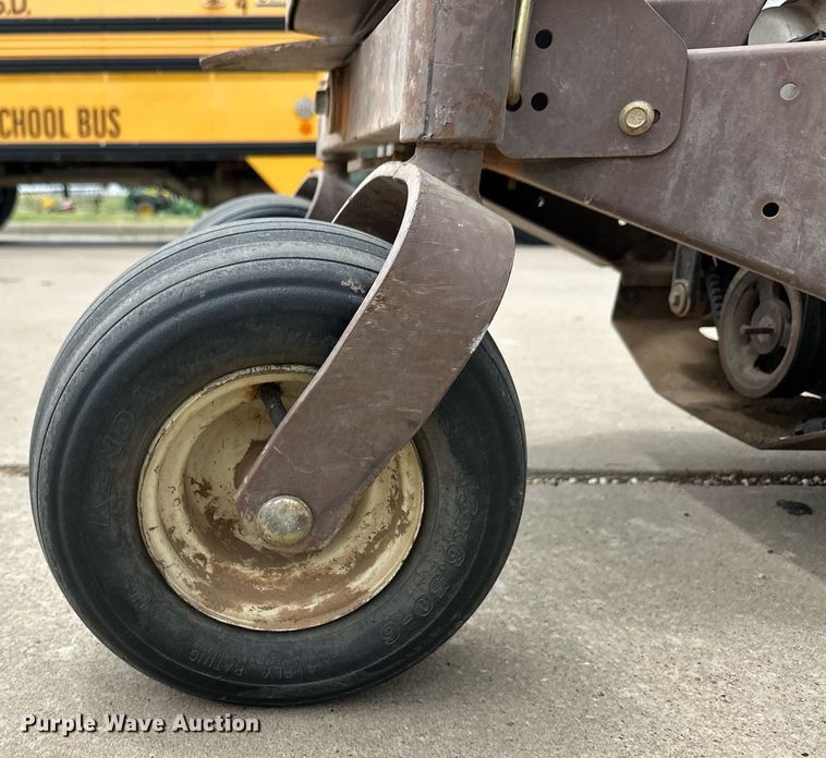 image for item EQ4850 Grasshopper 727K ZTR lawn mower