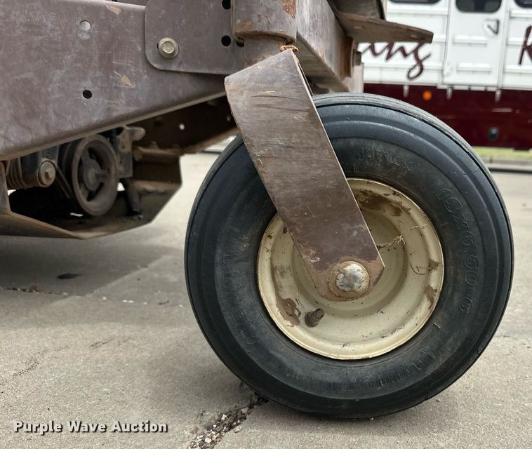 image for item EQ4850 Grasshopper 727K ZTR lawn mower