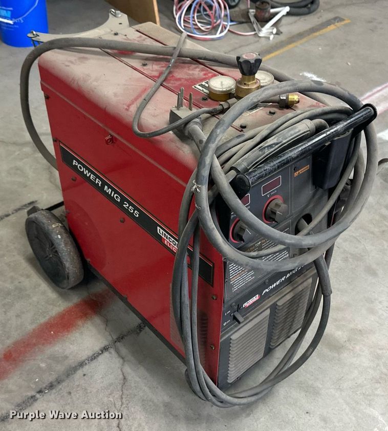 image for item EQ4852 Lincoln Electric Power Mig 255 welder