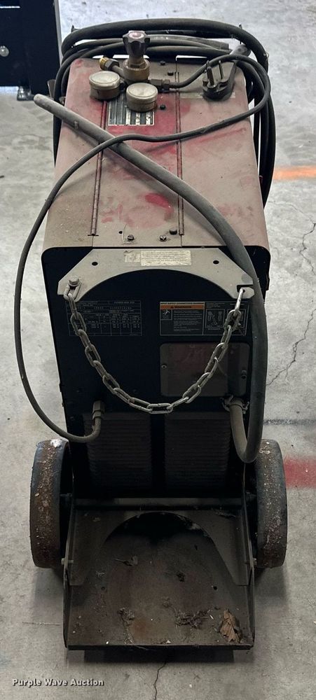 image for item EQ4852 Lincoln Electric Power Mig 255 welder
