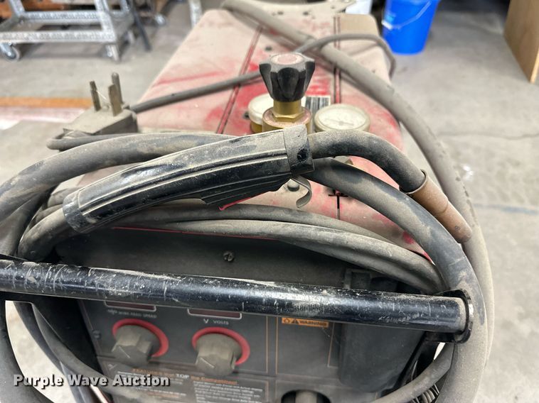 image for item EQ4852 Lincoln Electric Power Mig 255 welder