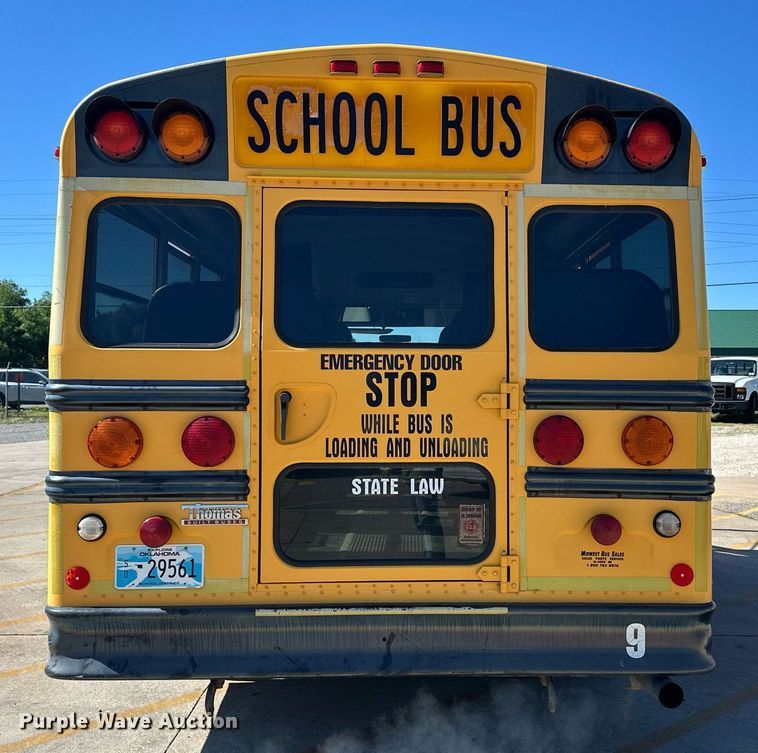 image for item EQ4863 2006 Ford E350 Super Duty school bus