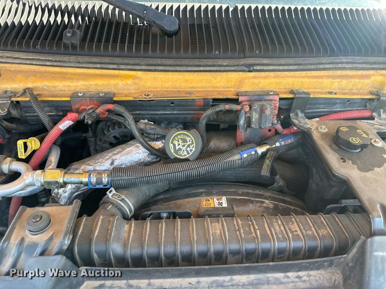 image for item EQ4863 2006 Ford E350 Super Duty school bus