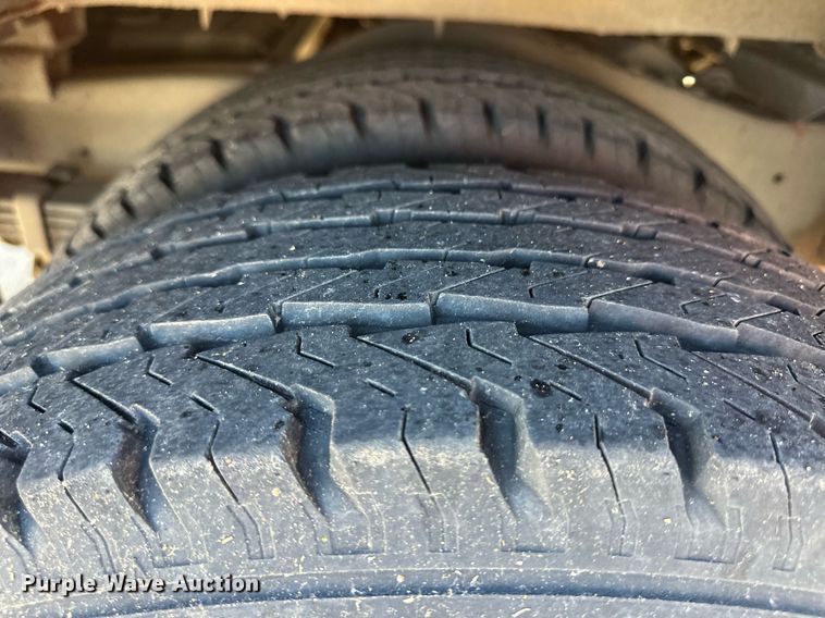 image for item EQ4863 2006 Ford E350 Super Duty school bus