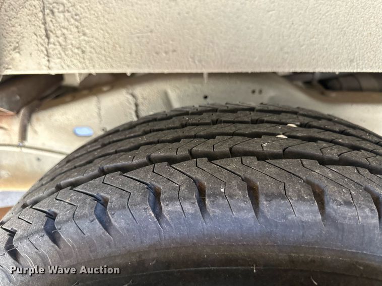 image for item EQ4863 2006 Ford E350 Super Duty school bus